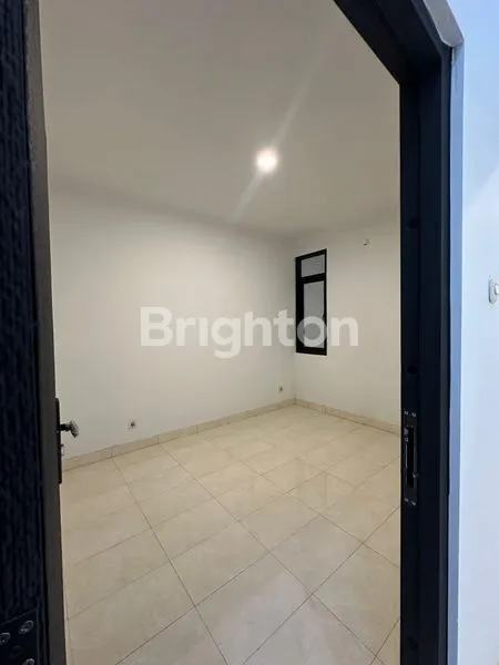image RUMAH SIAP HUNI RAFFLES HILLS DEKAT LRT CIBUBUR (7)