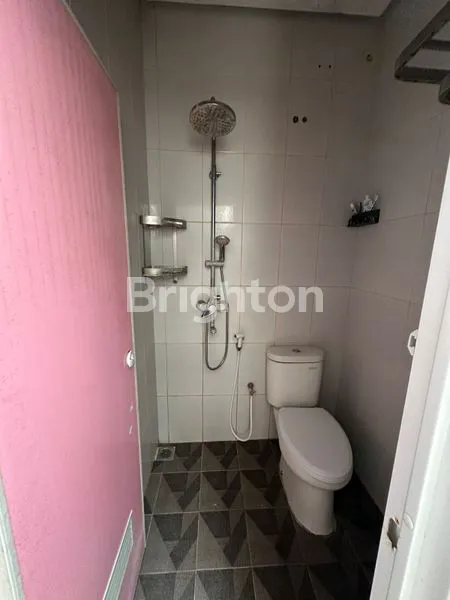 image RUMAH MEWAH CLUSTER SUMMERLAND SERPONG (5)