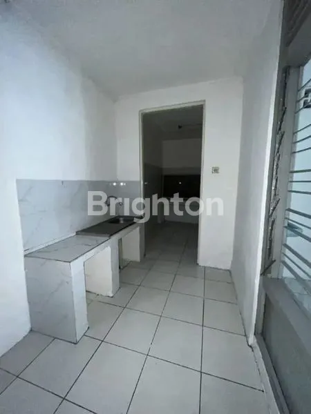 image DISEWAKAN RUMAH SIAP HUNI PETOJO JAKARTA PUSAT  (5)