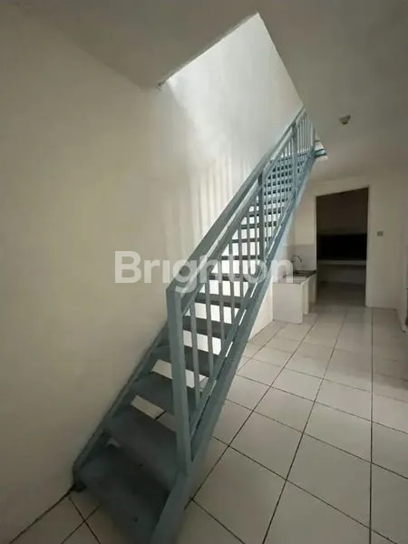 image DISEWAKAN RUMAH SIAP HUNI PETOJO JAKARTA PUSAT  (7)