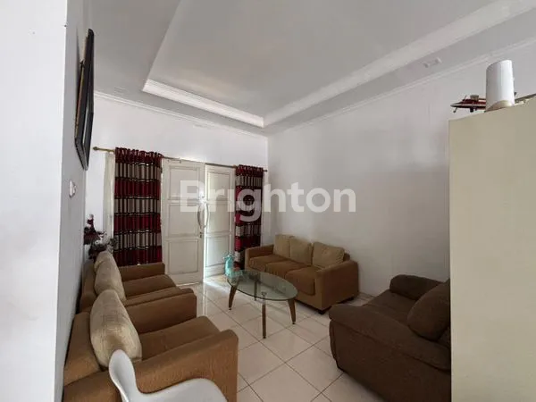 image RUMAH SIAP HUNI DI CLUSTER MONACO KOTA WISATA (5)