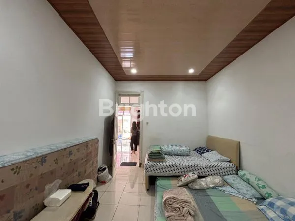 image RUMAH SIAP HUNI DI CLUSTER MONACO KOTA WISATA (4)