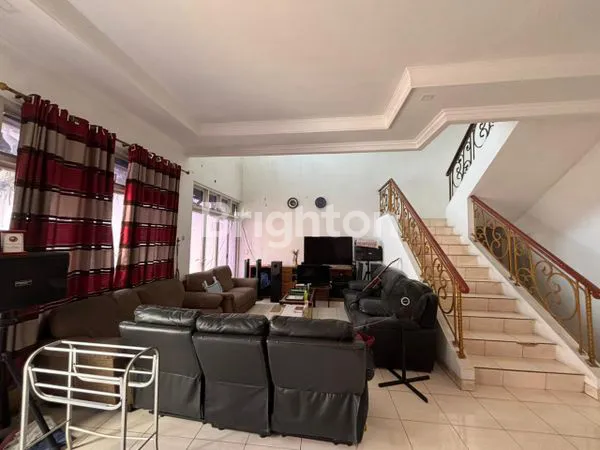 image RUMAH SIAP HUNI DI CLUSTER MONACO KOTA WISATA (8)