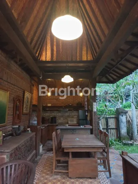 image RUMAH TENANG PENUH KENYAMANAN LINGKUNGAN ASRI PENUH DENGAN TAMAN (7)