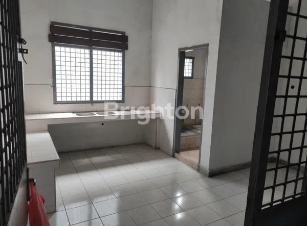 image RUKO STRATEGIS 3 KT DI PUSAT KOTA MEDAN (7)