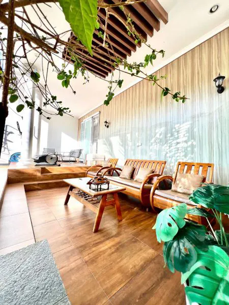 image RUMAH LUX, MEWAH 2 LANTAI YANG LOKASINYA DI DALAM CLUSTER DI KOMPLEK ΑΝΤΑΡΑΝΙ, ΚΟΤΑ BANDUNG BANDUNG (6)