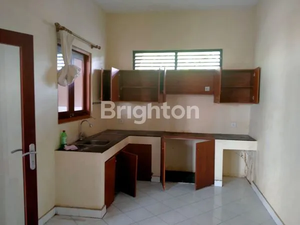 image DISEWAKAN RUMAH 3.5 ARE DAERAH SANUR KAUH (2)