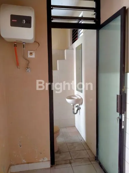 image DISEWAKAN RUMAH 3.5 ARE DAERAH SANUR KAUH (3)