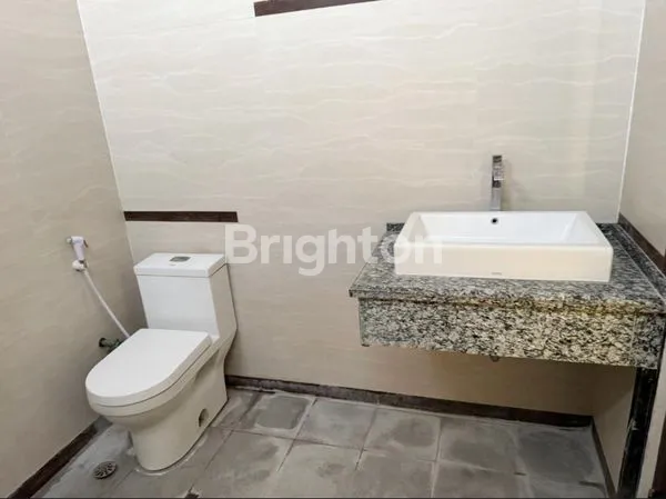 image RUMAH CANTIK 2 LANTAI – SIAP HUNI!\\N (5)