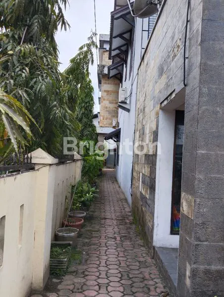 image GEDUNG KANTOR SELUAS 1600 METER DI TEMPAT  YANG SANGAT STRATEGIS DI JL.AMAL MEDAN, SANGAT COCOK UNTUK KANTOR PERBANKAN, KLINIK, HOTEL DLL (7)