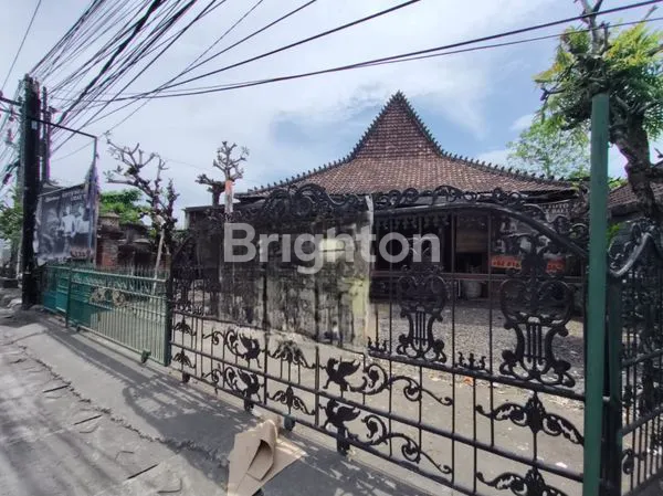image RUMAH KONSEP TRADITIONAL LUAS DENPASAR TIMUR (1)