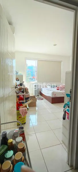 image DIJUAL CEPAT RUKO 3 LANTAI DI BOULEVARD KOTAWISATA CIBUBUR (6)