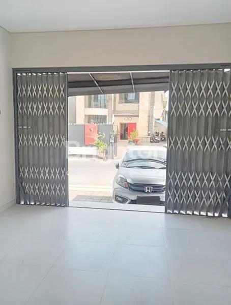 image TOKO DISEWAKAN STRATEGIS DI JALAN MERDEKA RAYA – KUTA (1)