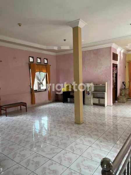 image RUMAH MEWAH 6 KT DI JL. DI PANJAITAN (5)