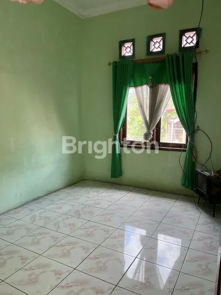 image RUMAH MEWAH 6 KT DI JL. DI PANJAITAN (7)