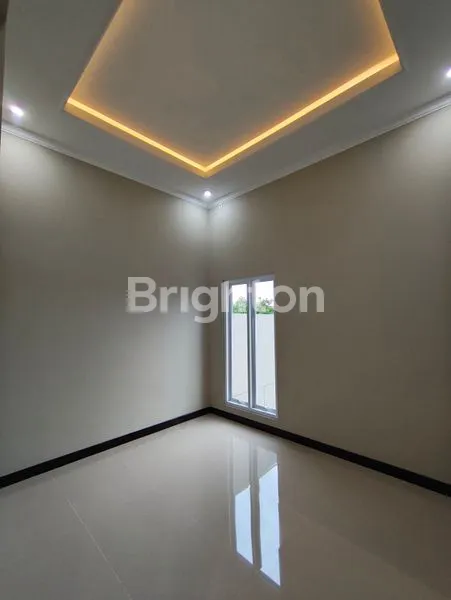 image RUMAH MEWAH 2 LANTAI LUAS 166 M² BANGUNAN BARU DI JAJAR SOLO (7)