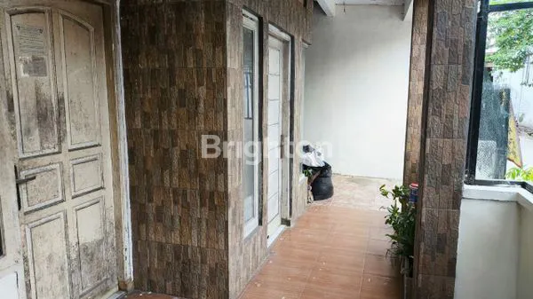 image RUMAH SIAP HUNI HOOK 2 LANTAI DI PERUMAHAN BUKIT WARNASARI ENDAH CILEBUT TIMUR BOGOR (3)