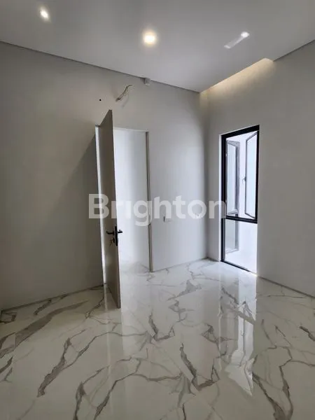 image [A5507] MULYOSARI RUMAH BARU 2 LANTAI SURABAYA TIMUR DEKAT SUTOREJO KENJERAN PAKUWON CITY KERTAJAYA DHARMAHUSADA GALAXY WISMA PERMAI (6)