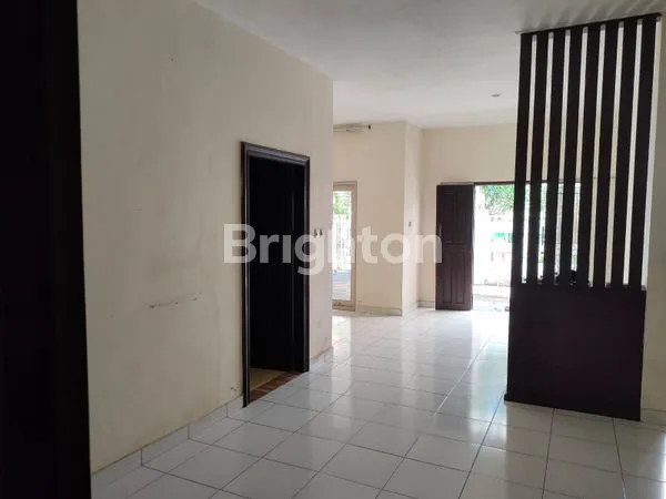 image *HUNIAN NYAMAN, 2 LANTAI, PURI GADING JIMBARAN* (2)