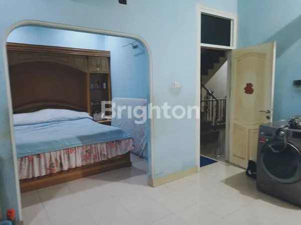 image RUMAH 4 LANTAI SEMI FURNISH SIAP HUNI SUNTER (8)