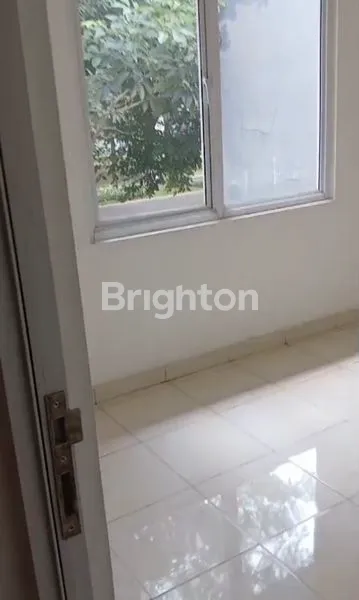 image HUNIAN ASRI SERPONG LAGOON, 2 LANTAI (2)