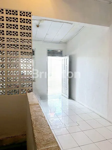 image DIJUAL RUMAH DI PERUMNAS 1 KARAWACI (6)