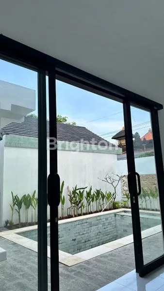 image VILLA MINIMALIS MODERN DI PADONAN CANGGU (4)