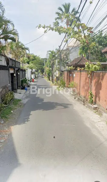 image VILLA NYAMAN DI JANTUNG SEMINYAK – FULL FURNISHED & SIAP HUNI  (6)