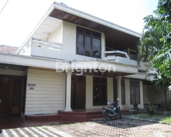 image RUMAH TUMAPEL PUSAT KOTA (2)