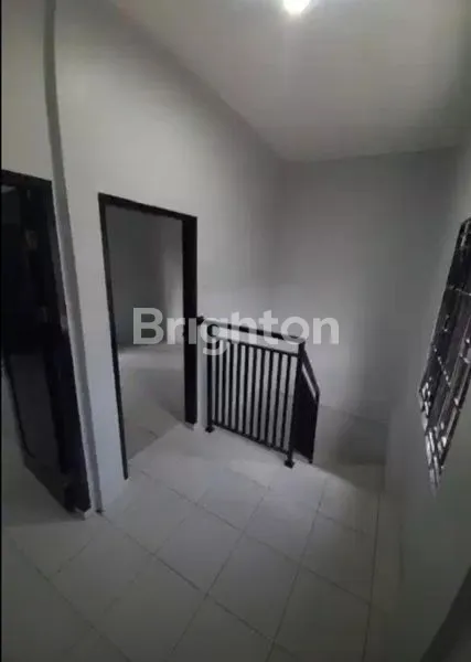 image RUMAH 2 LANTAI SIAP HUNI DI MEDAN TENGGARA, MEDAN DENAI (8)