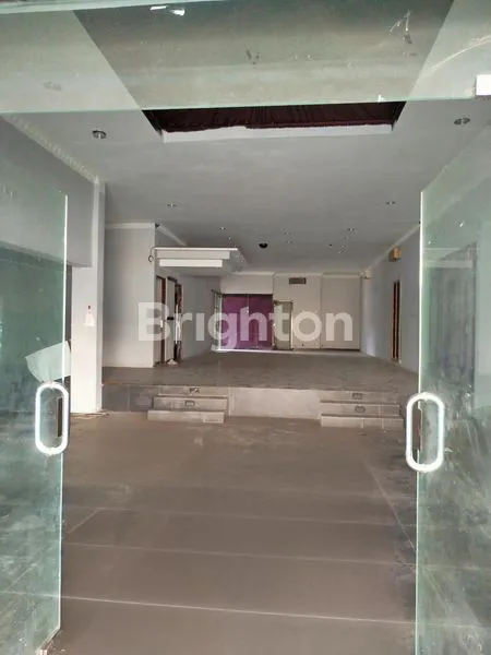 image RUANG USAHA HOOK SOLO BARU RAMAI PERUMAHAN (6)