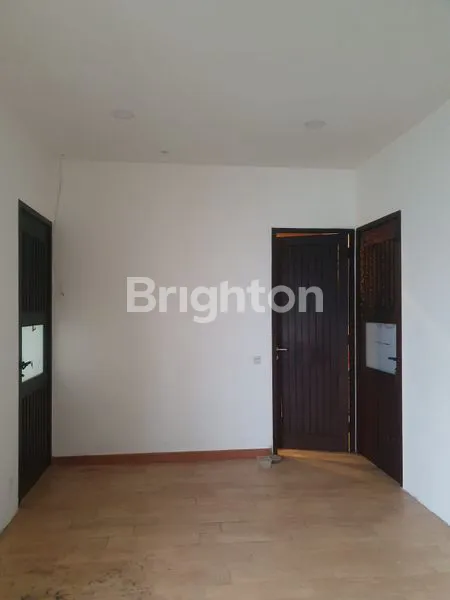 image RUMAH TOMANG FULL FURNISHED LEBAR 10X15,7 (5)