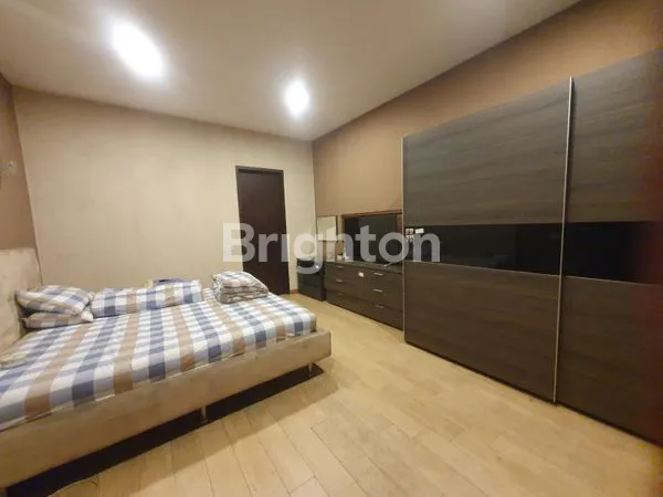 image RUMAH TOMANG FULL FURNISHED LEBAR 10X15,7 (2)