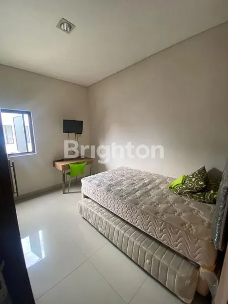 image RUMAH KOS 2,5 LANTAI PONDOK RANJI CIPUTAT TANGERANG SELATAN (4)