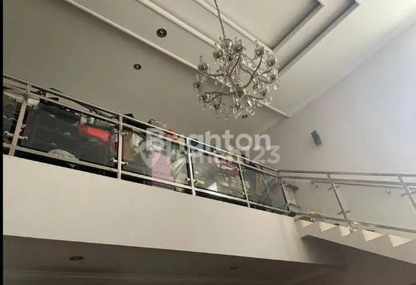 image DIJUAL RUMAH 2 LANTAI SIAP HUNI DI RAWAMANGUN JAKARTA TIMUR (7)