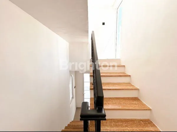 image VILLA BARU BERGAYA MEDITERANIA DI BUMBAK, UMALAS – BALI (6)