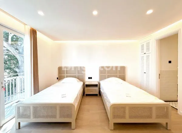 image VILLA BARU BERGAYA MEDITERANIA DI BUMBAK, UMALAS – BALI (1)