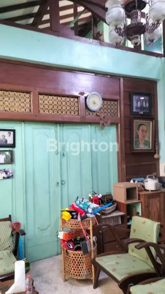 image DIJUAL RUMAH KUNO DI TENGAH KOTA SOLO, POSISI STRATEGIS DAN BAGUS!! ISTIMEWA (8)