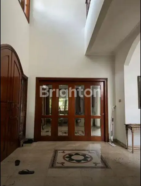 image RUMAH HOOK MEWAH 3 LANTAI – TOMANG, JATIPULO, JAKARTA BARAT (5)