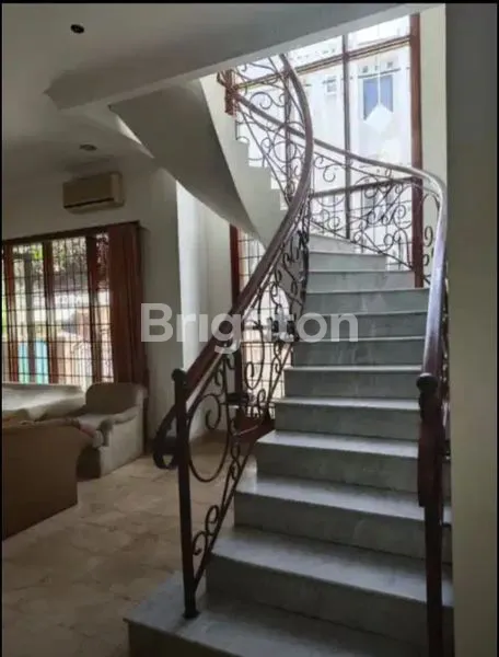 image RUMAH HOOK MEWAH 3 LANTAI – TOMANG, JATIPULO, JAKARTA BARAT (4)