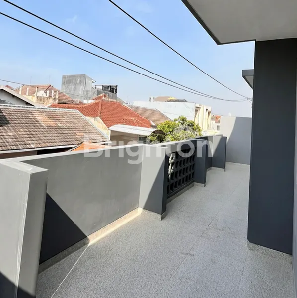 image KOS KOSAN BARU 23 KAMAR UNIT GRESS BARU 100% PALEM RESIDENCE PONDOK CANDRA (2)