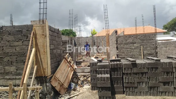 image EKSKLUSIF RESIDENCE DI KUTUH, KUTA SELATAN – FULLY FURNISHED! (8)