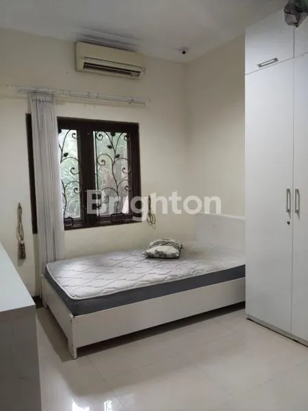 image RUMAH 1.5 LANTAI FULL FURNISH DEKAT ITS (4)