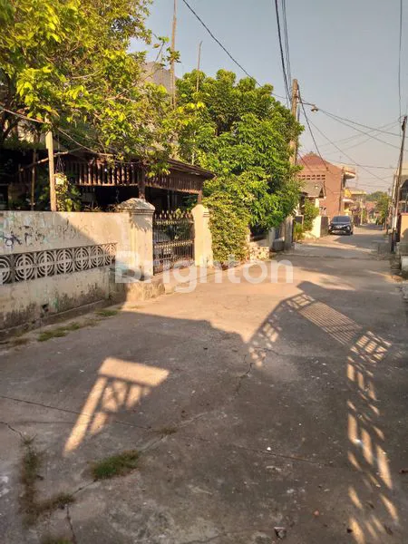 image RUMAH DI KOMPLEK. CHANDRA - PONDOK GEDE  (4)