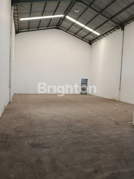 image GUDANG TRITAN POINT BANYU URIP SUKOMANUNGGAL (5)