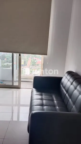 APARTEMEN 2BR SEMI FURNISH, LOKASI PREMIUM GROGOL