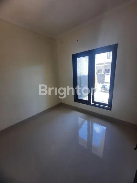 image RUMAH MINIMALIS 2 LANTAI 3 KAMAR DI DEKAT CITRALAND DENPASAR UTARA (3)