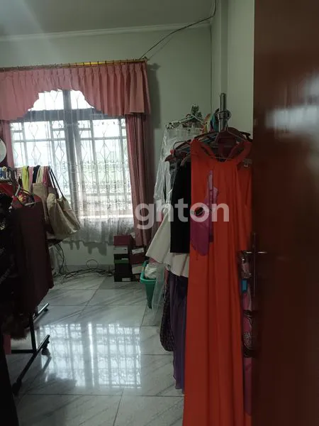 image DIJUAL RUMAH DI KOMPLEK SURYA SETRA (7)