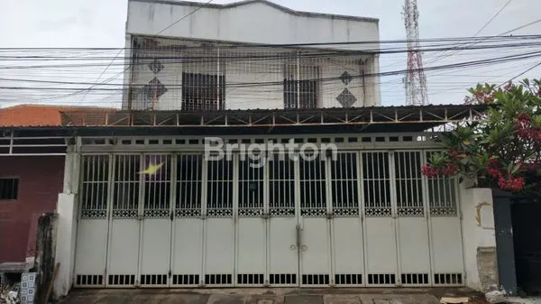 image GEDUNG KANTOR DAN WORKSHOP 2 LT DIAREA STRATEGIS YANG SIAP PAKAI TERLETAK DIDAERAH MANYAR (1)