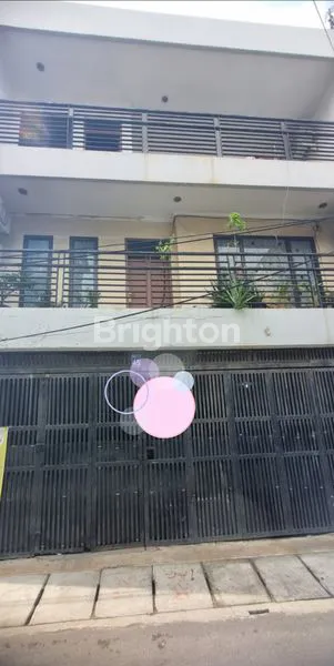 image RUMAH LUAS KARTINI 3 LANTAI (1)